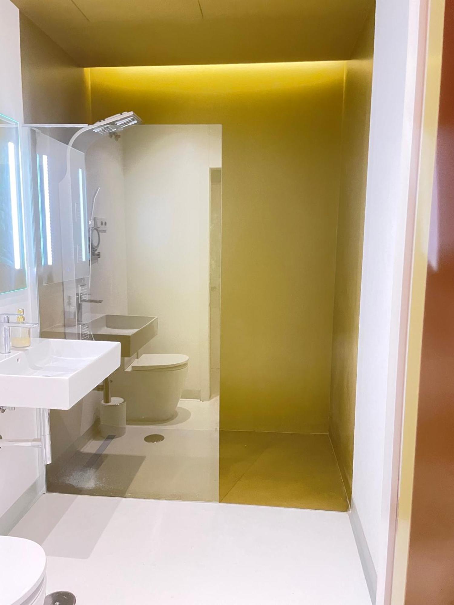 Lahola Glam Suites ตอร์เรโมลิโนส ภายนอก รูปภาพ