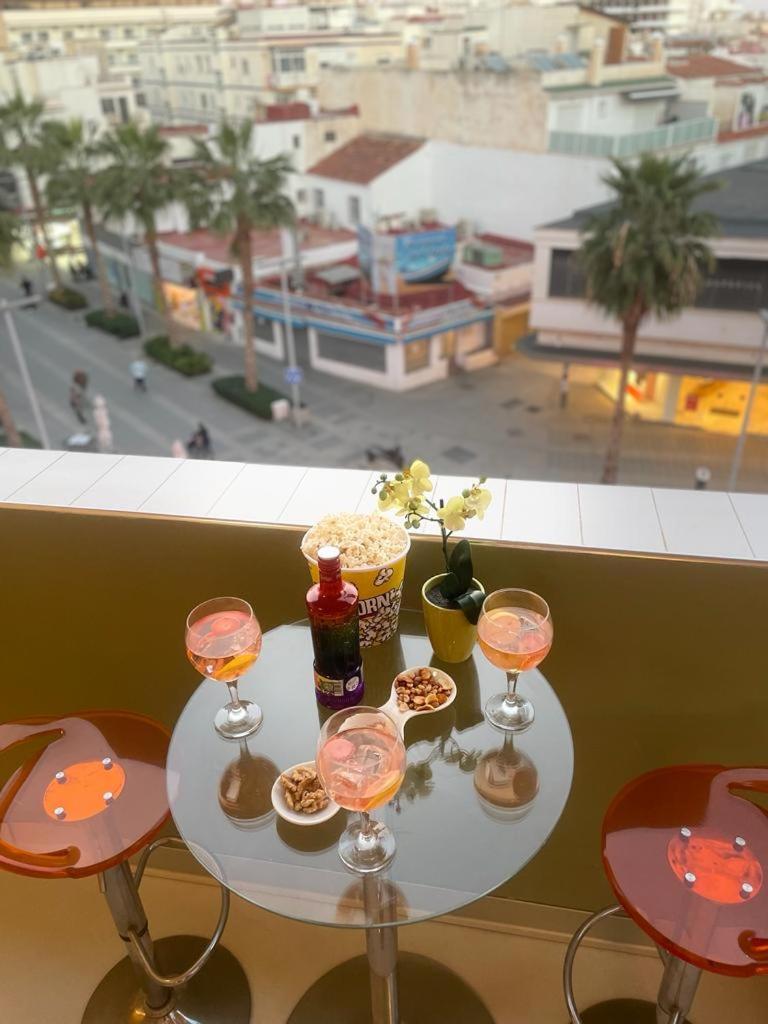 Lahola Glam Suites ตอร์เรโมลิโนส ภายนอก รูปภาพ